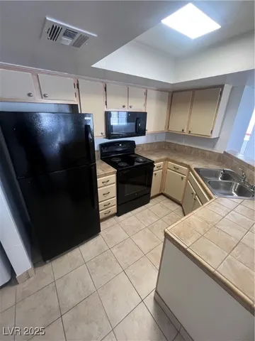 $1,295 | 8600 West Charleston Boulevard, Unit 2123, Las Vegas, NV 89117