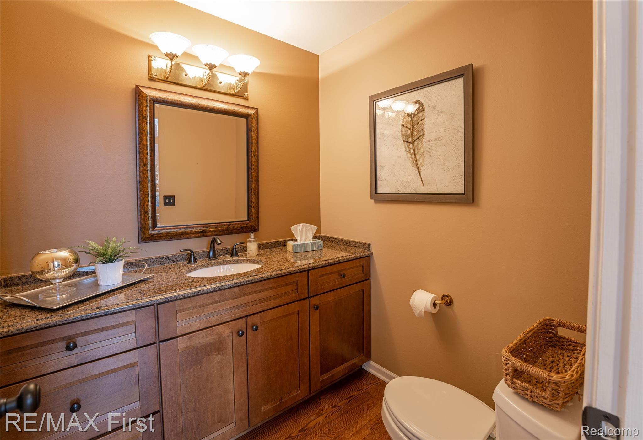 416 Cross Creek Boulevard Rochester, MI 48306 - Photo 21 of 46 21.jpg