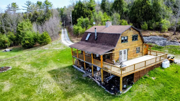 $425,000 | 440 Stapelfeld Drive, Ryegate, VT 05081