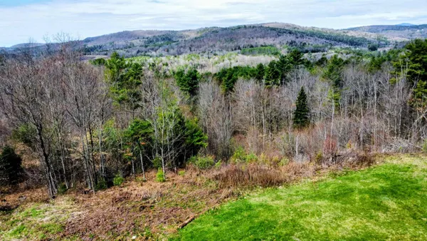 $425,000 | 440 Stapelfeld Drive, Ryegate, VT 05081