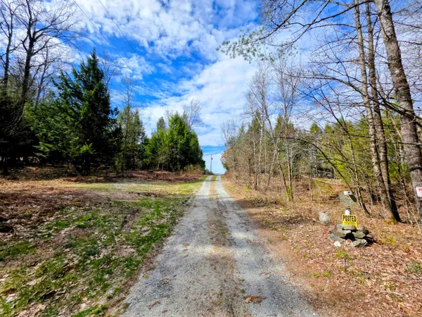 $425,000 | 440 Stapelfeld Drive, Ryegate, VT 05081