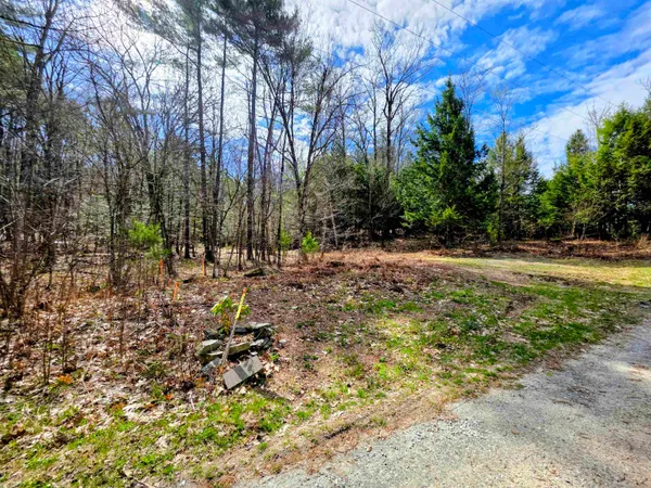 $425,000 | 440 Stapelfeld Drive, Ryegate, VT 05081