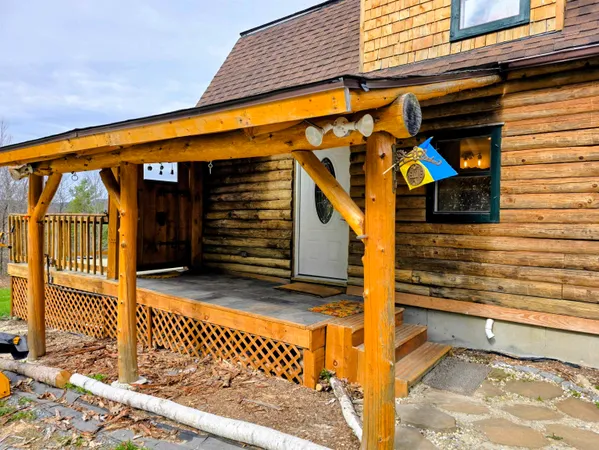 $425,000 | 440 Stapelfeld Drive, Ryegate, VT 05081