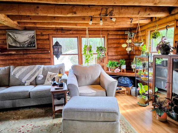 $425,000 | 440 Stapelfeld Drive, Ryegate, VT 05081