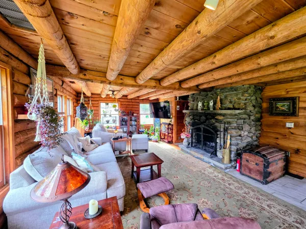 $425,000 | 440 Stapelfeld Drive, Ryegate, VT 05081