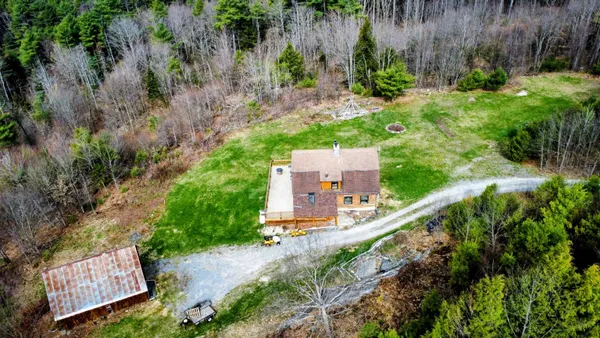 $425,000 | 440 Stapelfeld Drive, Ryegate, VT 05081