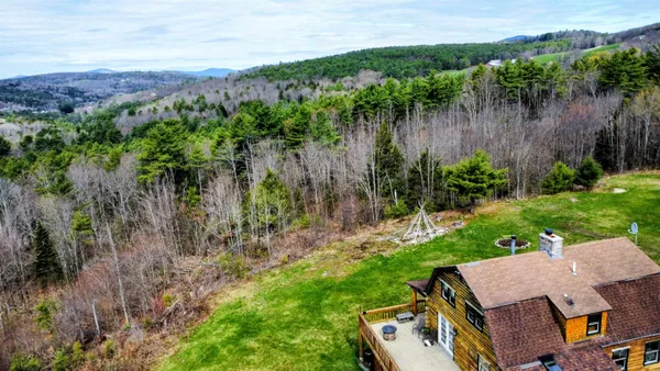 $425,000 | 440 Stapelfeld Drive, Ryegate, VT 05081