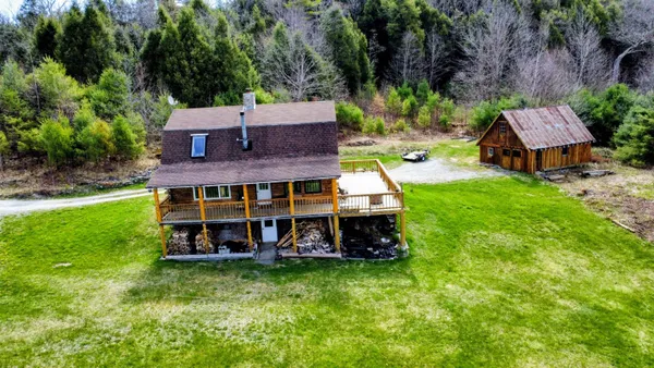 $425,000 | 440 Stapelfeld Drive, Ryegate, VT 05081