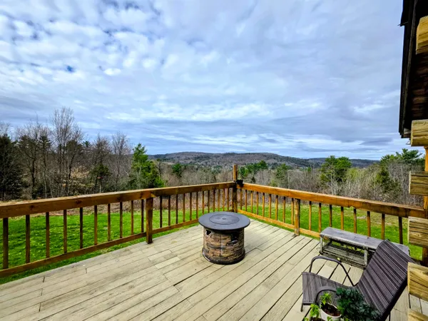 $425,000 | 440 Stapelfeld Drive, Ryegate, VT 05081