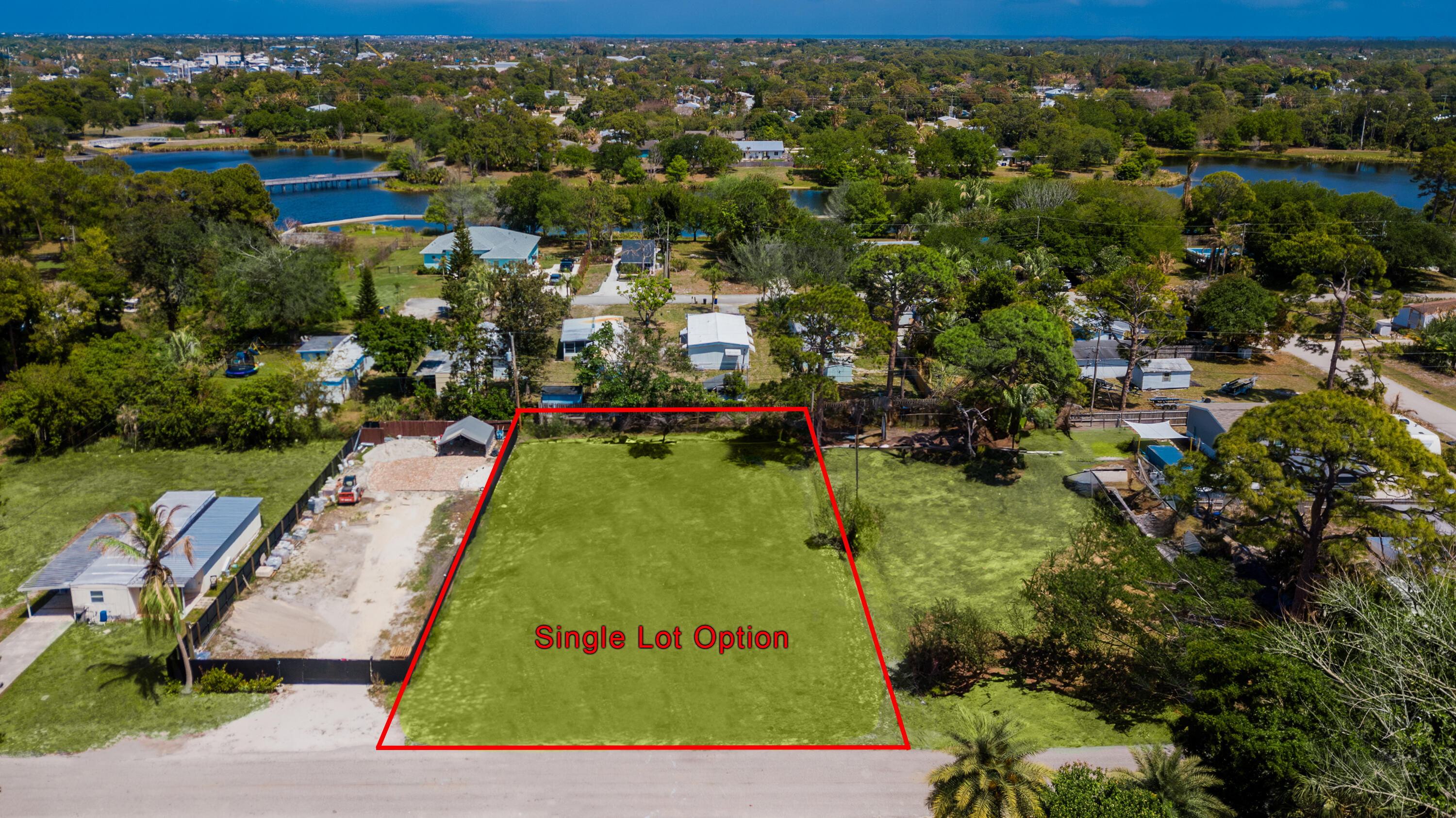 5279 Southeast Isabelita Avenue Stuart, FL 34997 - Photo 3 of 8 a view of yard