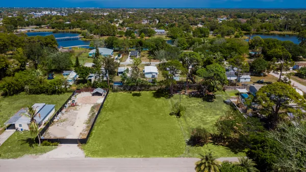 $279,000 | 5279 Southeast Isabelita Avenue, Stuart, FL 34997