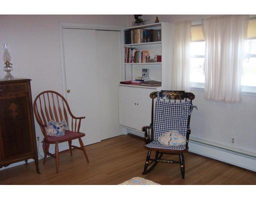 8 Cushing Road Webster, MA 01570 - Photo 8 of 14 Gallery Image 8