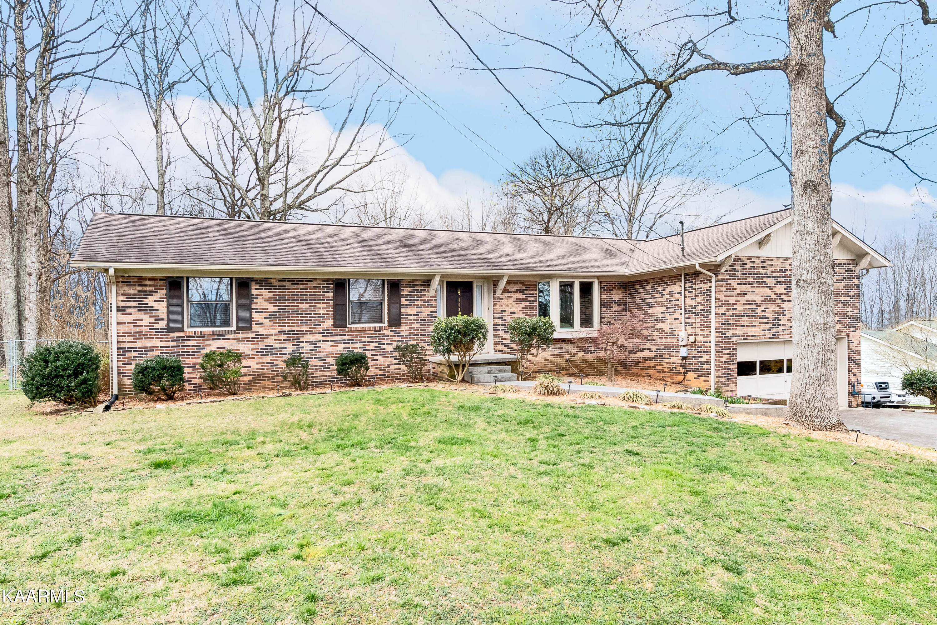 103 Wolf Trace Lane Heiskell, TN 37754 - Photo 2 of 35 DSC_4039-Edit-2