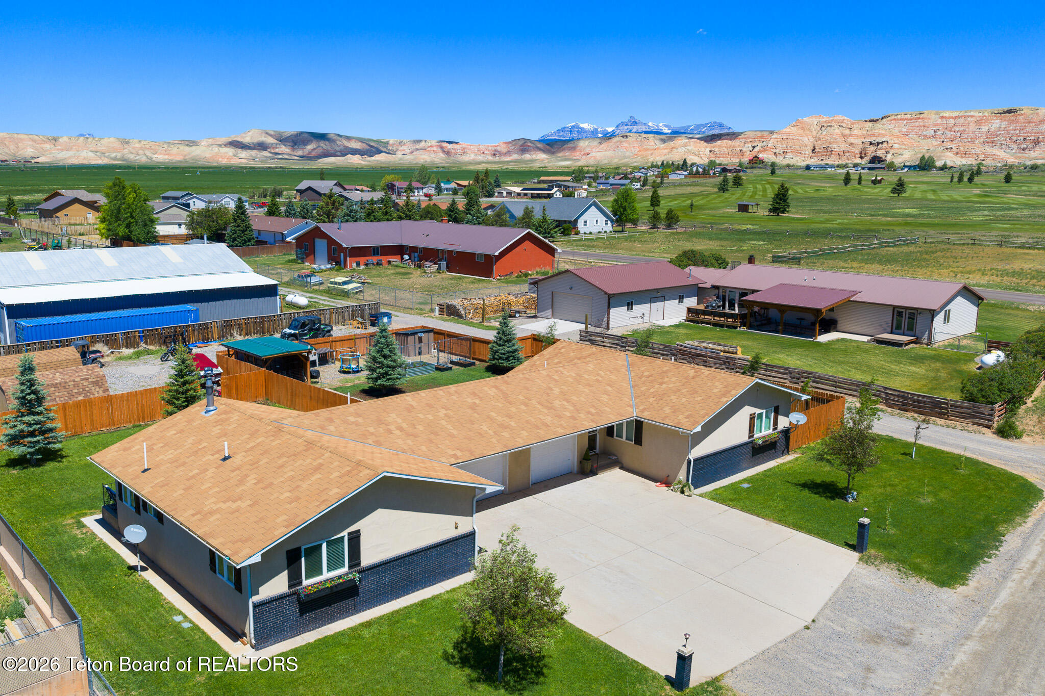 100 Taylor Creek Road Dubois, WY 82513 - Photo 4 of 28 27