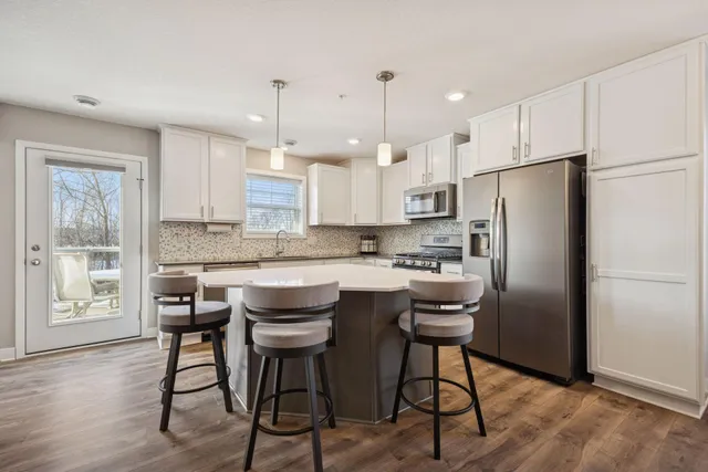 $375,000 | 13873 102nd Place North, Maple Grove, MN 55369