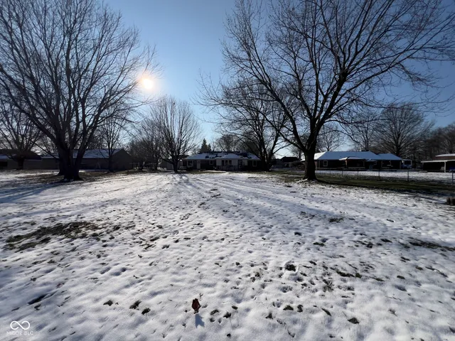 $365,000 | 7674 Deerfield Drive, Greenfield, IN 46140