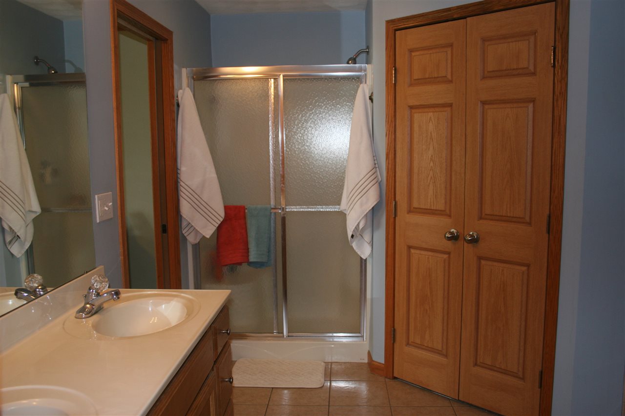 1520 Redbird Ridge Drive Metamora, IL 61548 - Photo 13 of 34