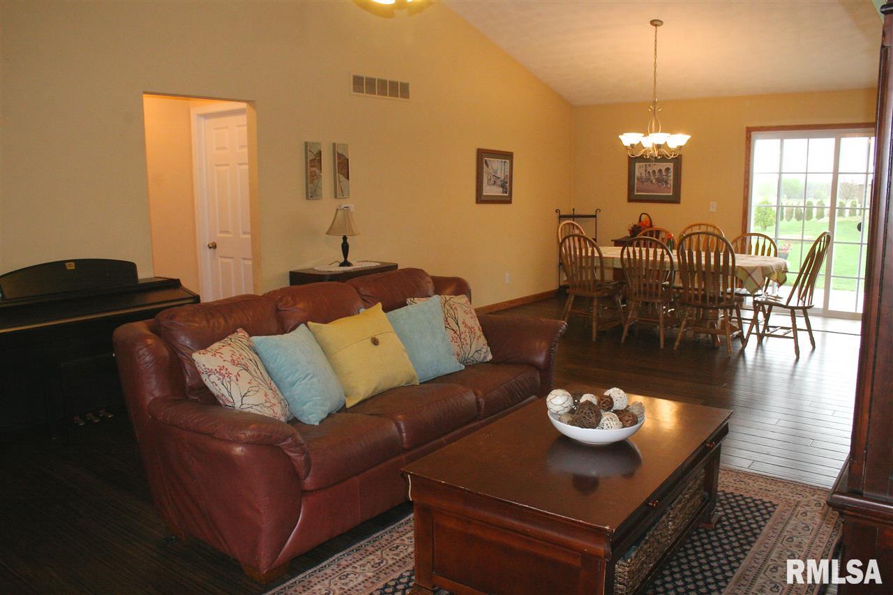 1520 Redbird Ridge Drive Metamora, IL 61548 - Photo 5 of 34