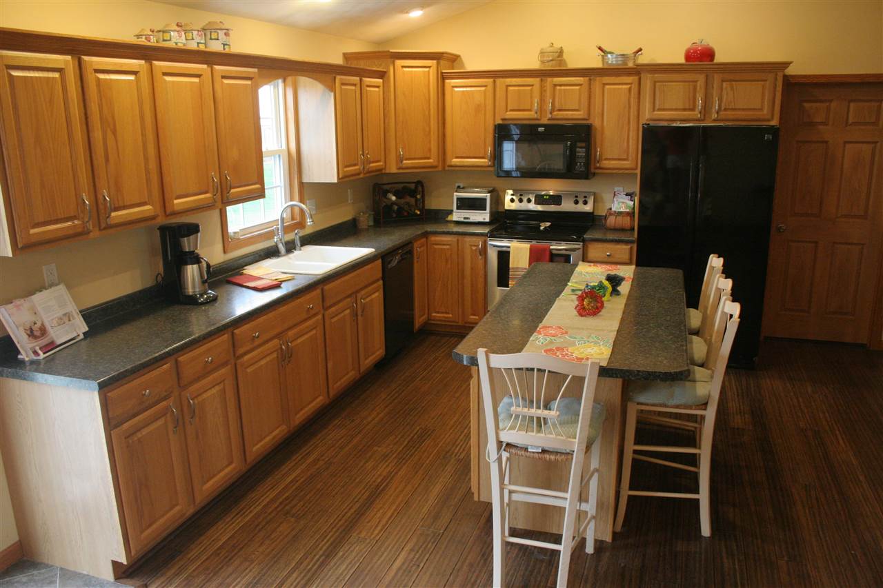 1520 Redbird Ridge Drive Metamora, IL 61548 - Photo 6 of 34