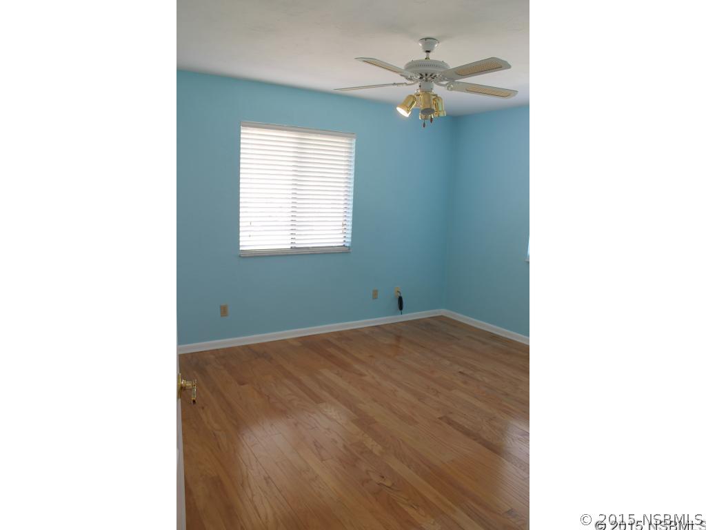 112 Lincoln Road Edgewater, FL 32141 - Photo 15 of 24 Gallery Image 15