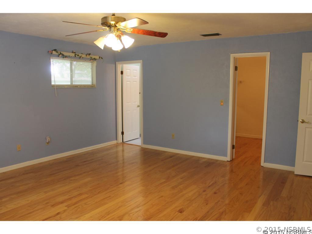 112 Lincoln Road Edgewater, FL 32141 - Photo 9 of 24 Gallery Image 9