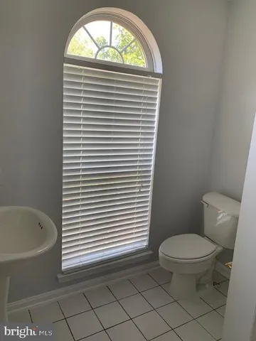 $3,200 | 8836 Ashgrove House Lane, Unit 202, Vienna, VA 22182