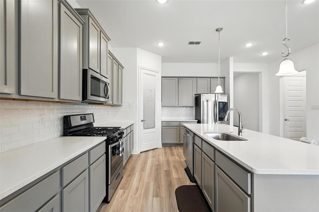 1812 Lithgow Road Celina, TX 75009 - Photo 7 of 12