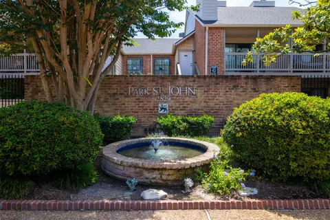 $285,000 | 2829 Timmons Lane, Unit 228, Houston, TX 77027