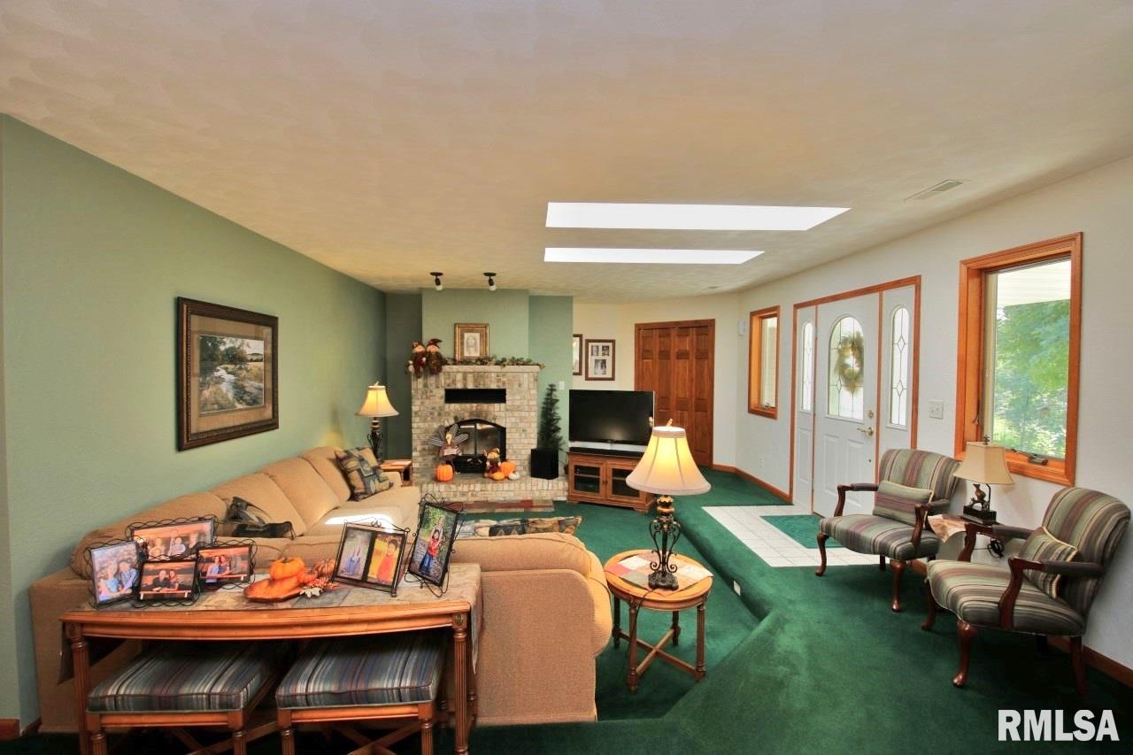 17972 Red Shale Hill Road Pekin, IL 61554 - Photo 31 of 50 Gallery Image 31