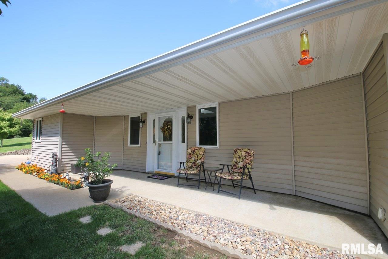 17972 Red Shale Hill Road Pekin, IL 61554 - Photo 6 of 50 Gallery Image 6