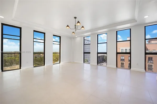 $8,500 | 671 Biltmore Way, Unit PH, Coral Gables, FL 33134