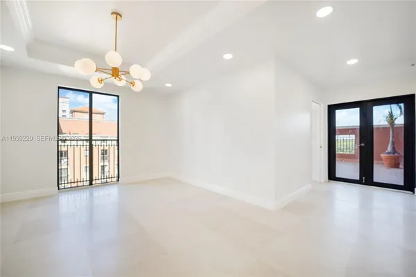 $8,500 | 671 Biltmore Way, Unit PH, Coral Gables, FL 33134