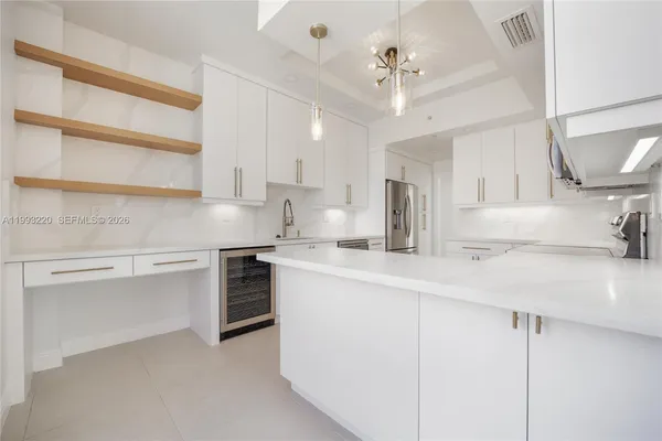 $8,500 | 671 Biltmore Way, Unit PH, Coral Gables, FL 33134