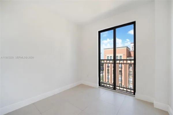 $8,500 | 671 Biltmore Way, Unit PH, Coral Gables, FL 33134