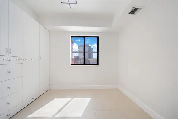 $8,500 | 671 Biltmore Way, Unit PH, Coral Gables, FL 33134