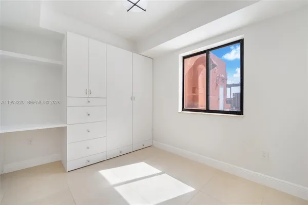 $8,500 | 671 Biltmore Way, Unit PH, Coral Gables, FL 33134