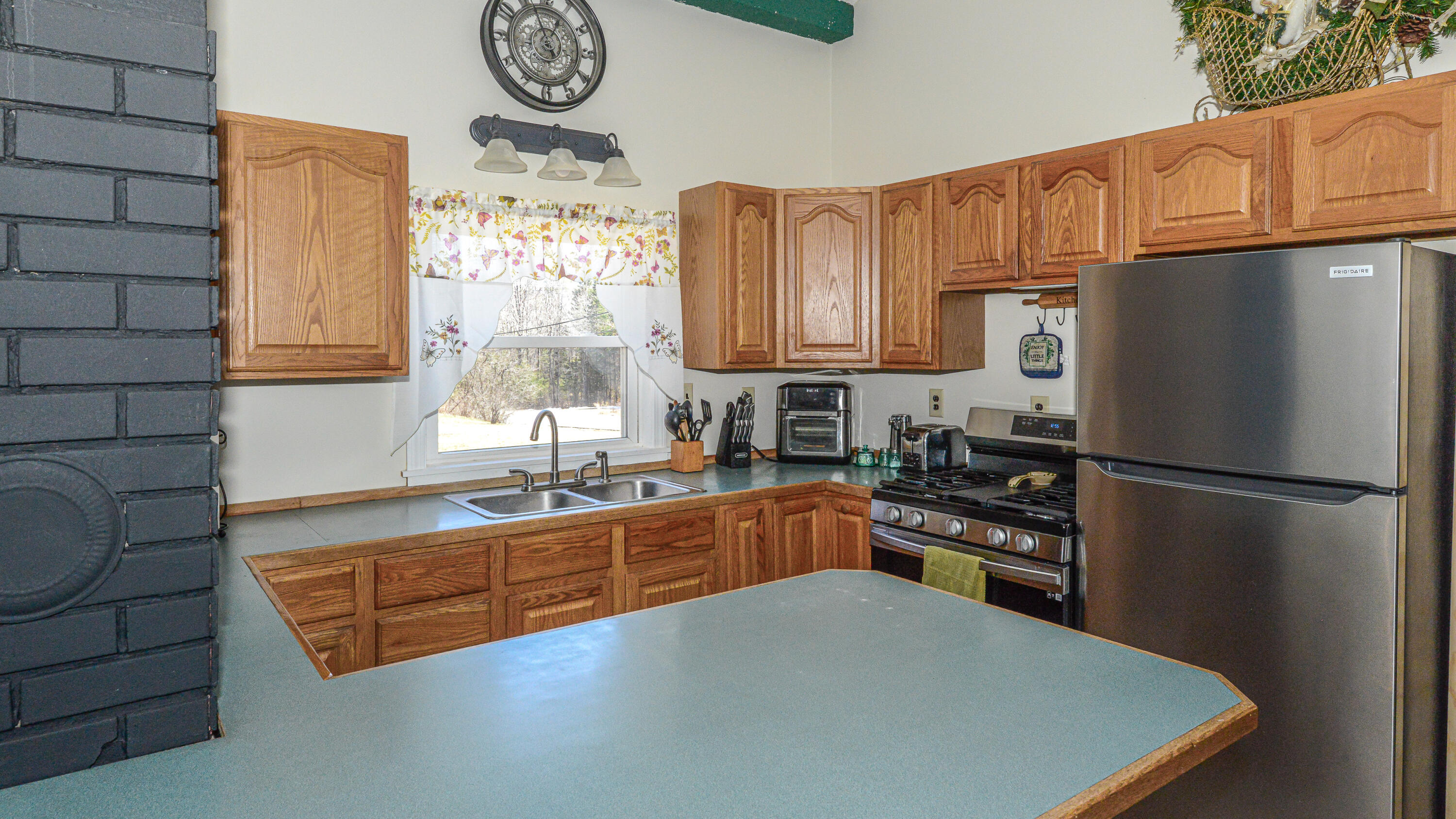513 South High Street Bridgton, ME 04009 - Photo 20 of 64 513 south high street-63