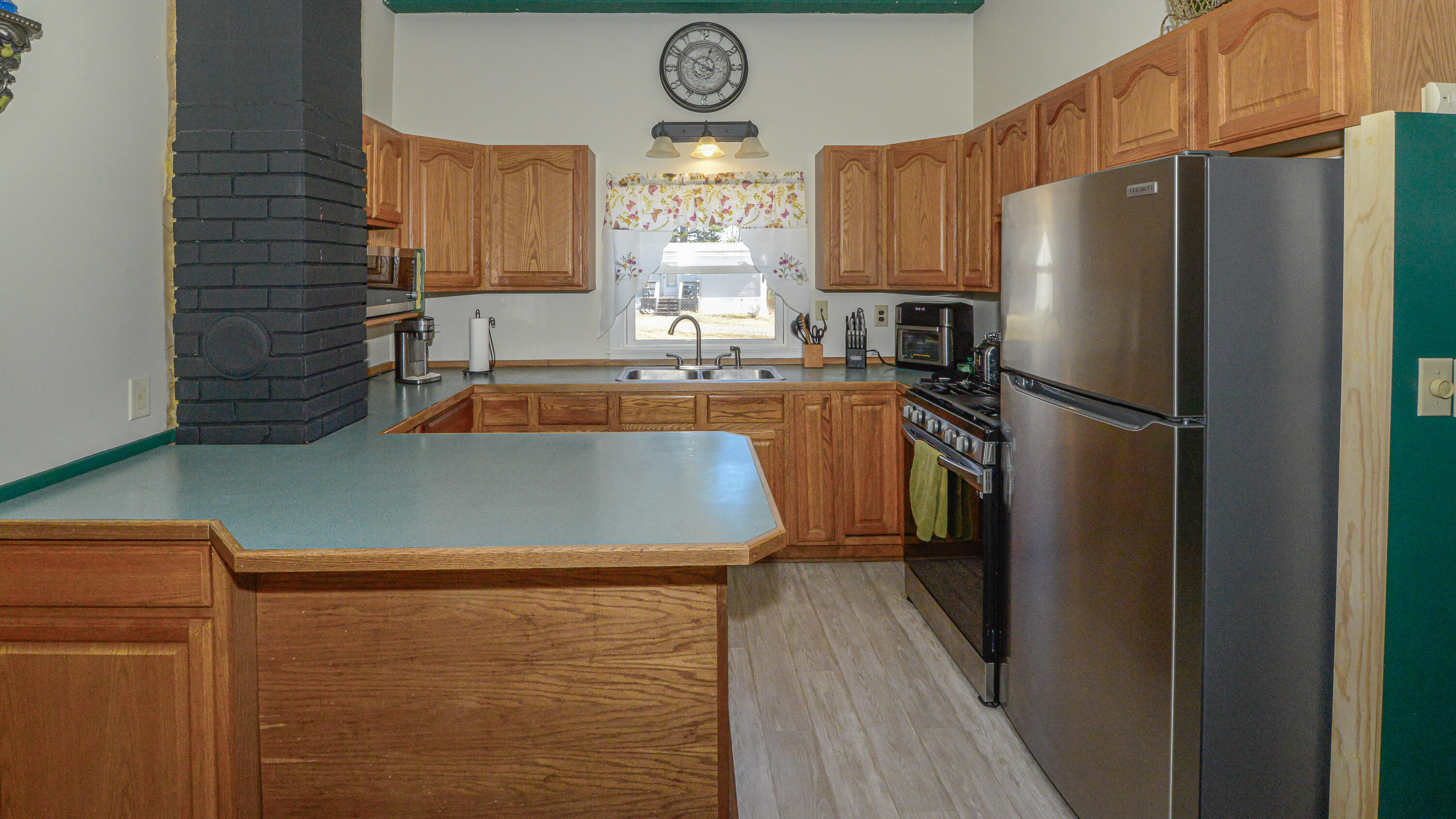513 South High Street Bridgton, ME 04009 - Photo 5 of 64 513 south high street-37