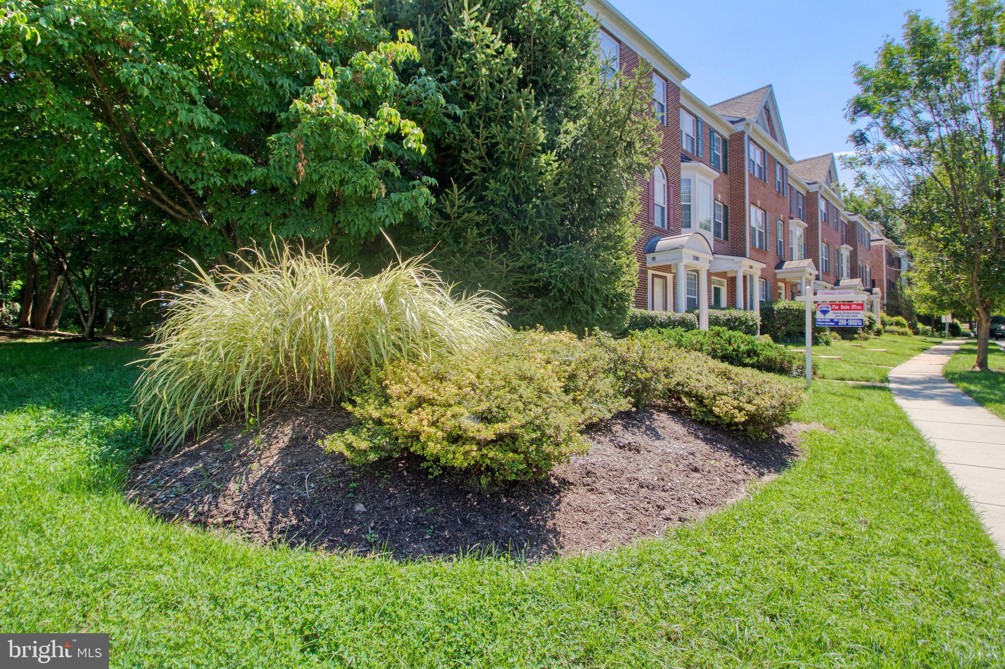 2100 Clark Place Silver Spring, MD 20910 - Photo 2 of 30 Gallery Image 2