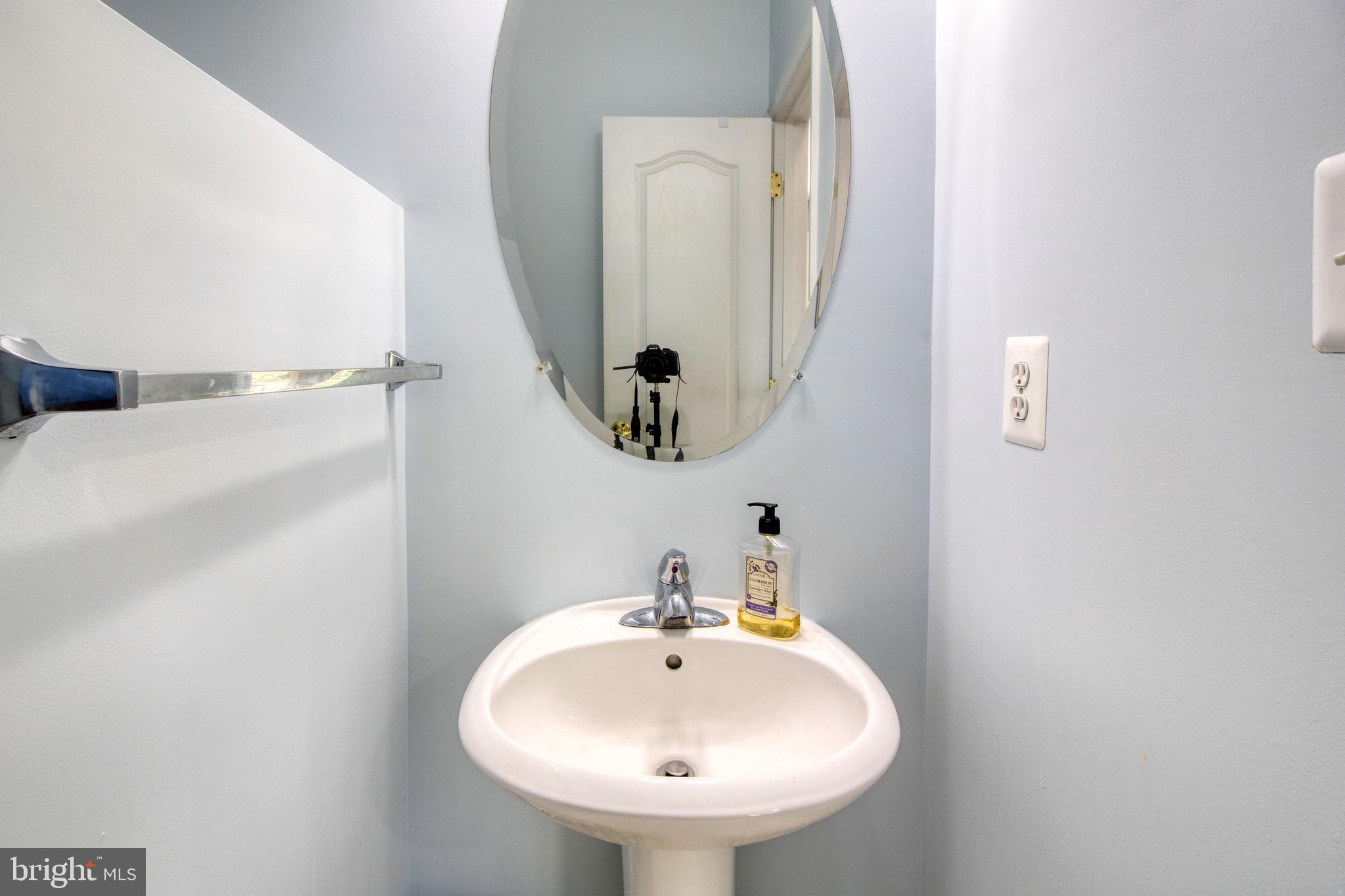 2100 Clark Place Silver Spring, MD 20910 - Photo 15 of 30 Gallery Image 15