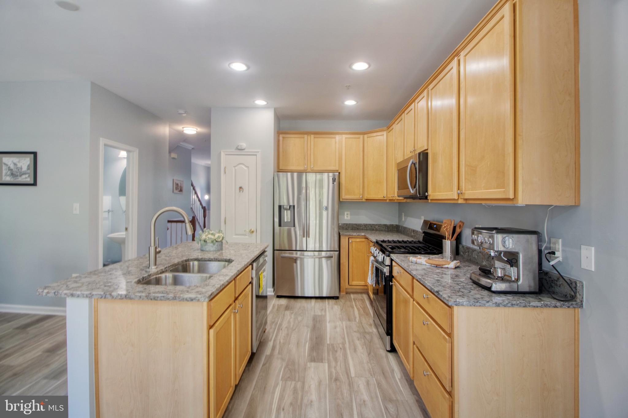 2100 Clark Place Silver Spring, MD 20910 - Photo 9 of 30 Gallery Image 9
