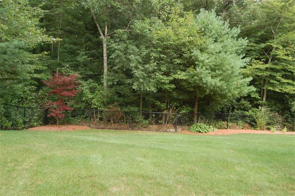 9 Bainbridge Road Bellingham, MA 02019 - Photo 26 of 28 Gallery Image 26