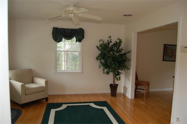 9 Bainbridge Road Bellingham, MA 02019 - Photo 8 of 28 Gallery Image 8