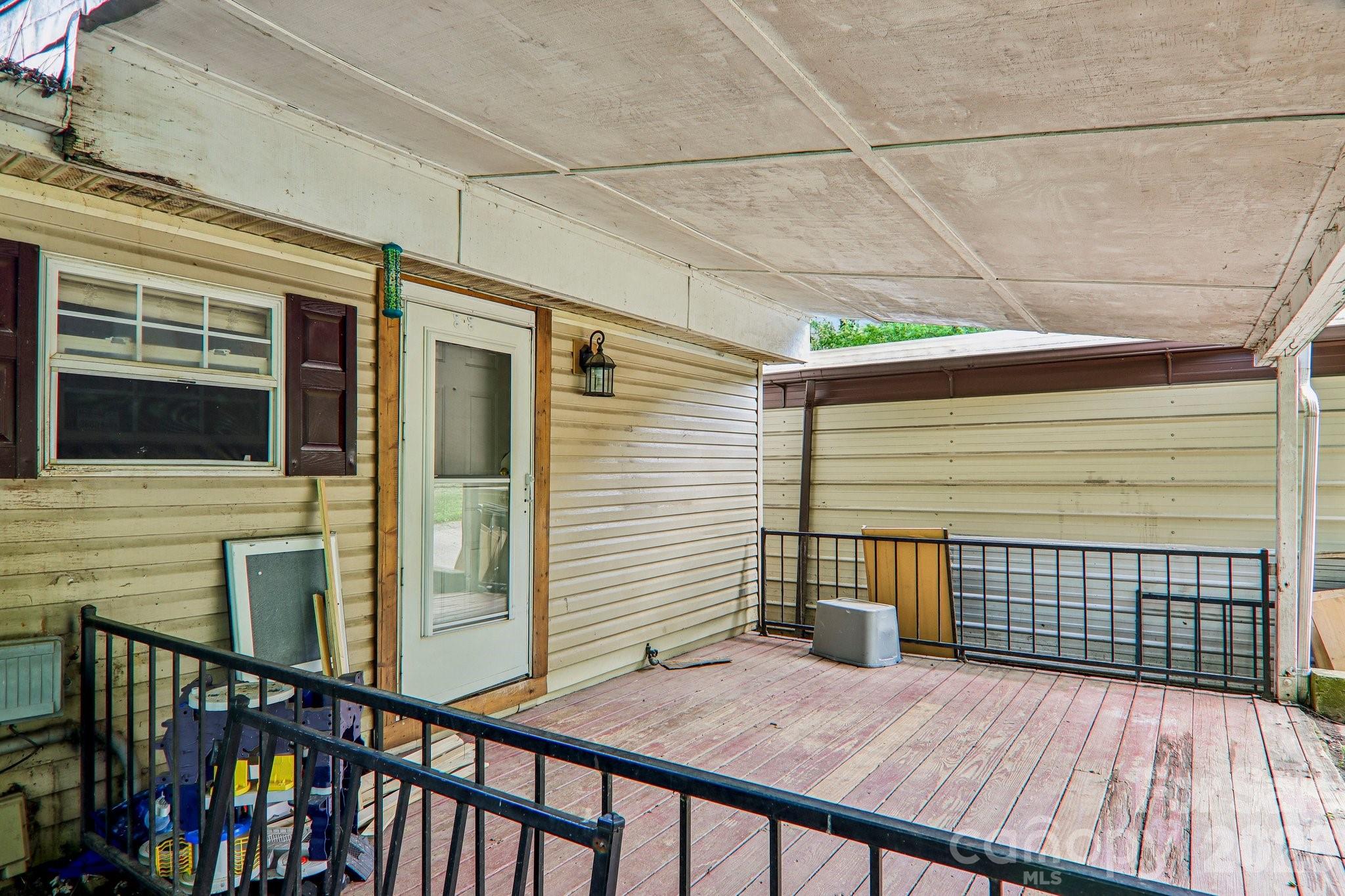 19 Dot Street Clyde, NC 28721 - Photo 4 of 28