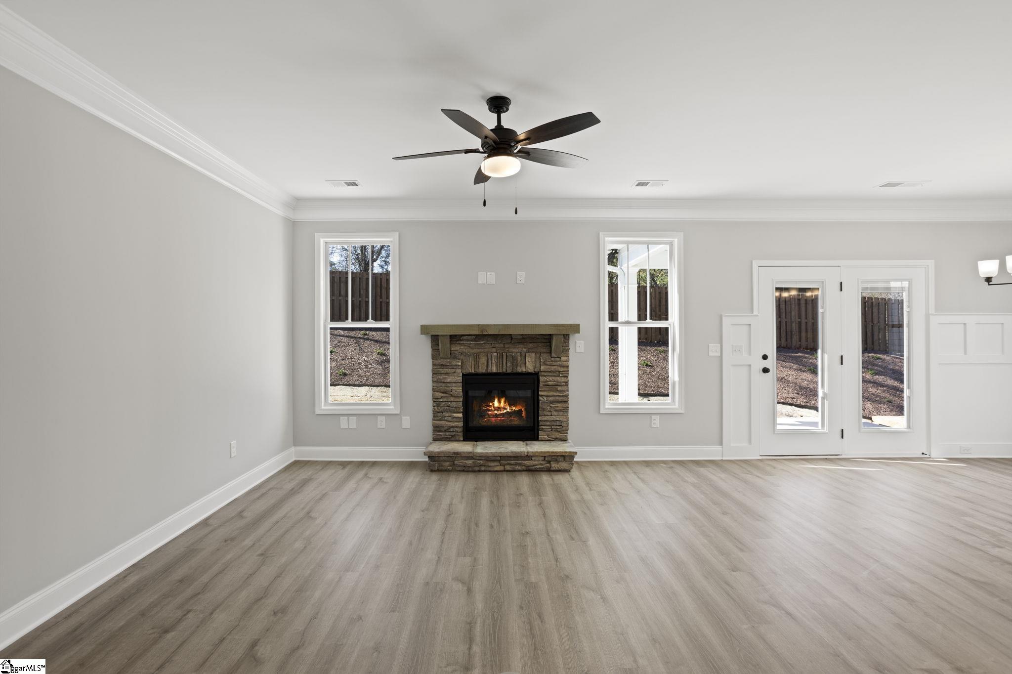 105 Ridgebury Place Greenville, SC 29607 - Photo 3 of 36 Gallery Image 3