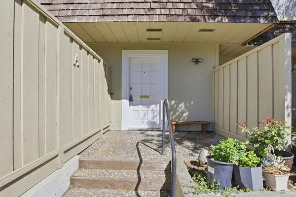 $1,250,000 | 230 San Andreas Drive, Novato, CA 94945