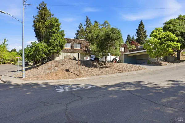 $1,250,000 | 230 San Andreas Drive, Novato, CA 94945