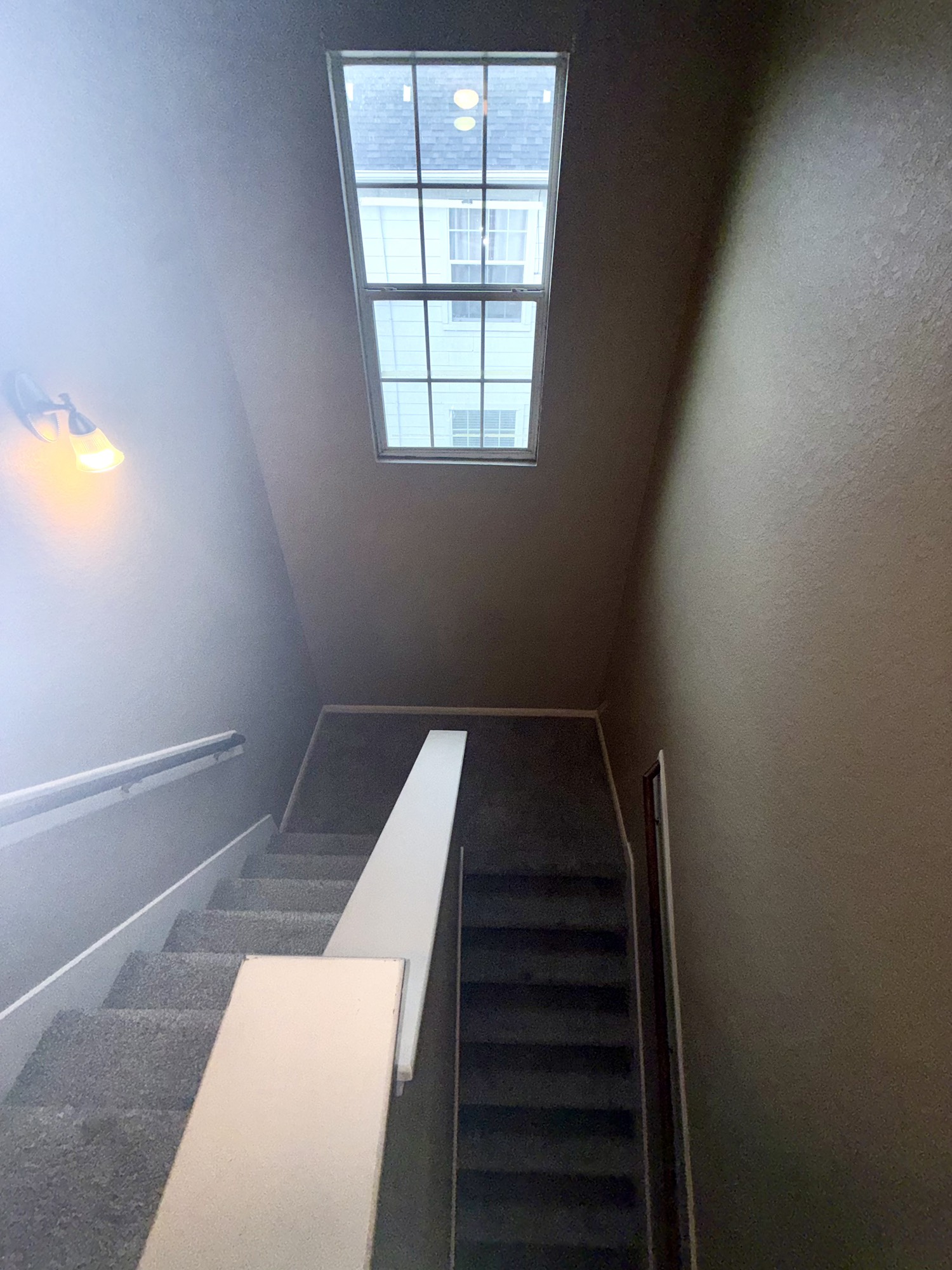 9429 Lambright Road Houston, TX 77075 - Photo 24 of 40 View from the landing as we head upstairs.