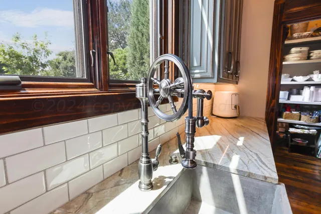 a picture of a window