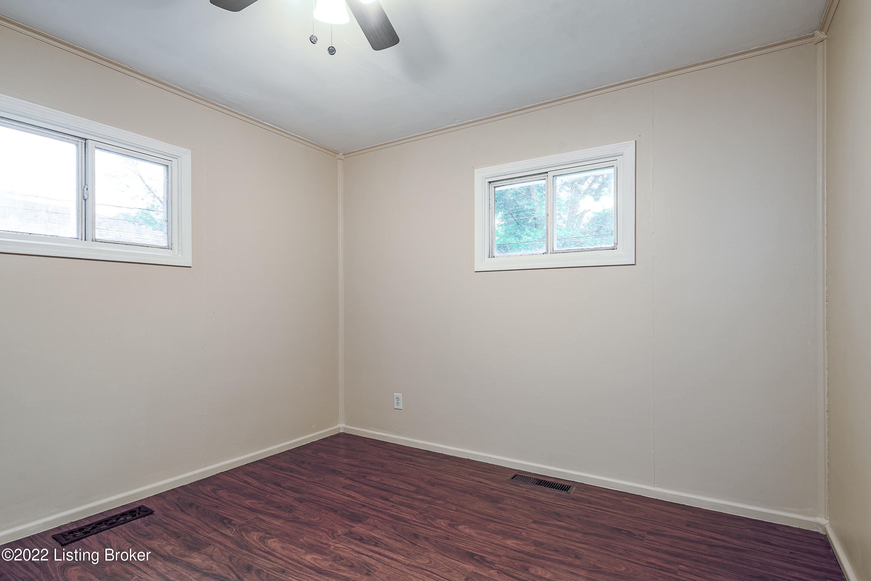 9302 Hunter Road Louisville, KY 40242 - Photo 10 of 16 AAA Hunter Bedroom 2